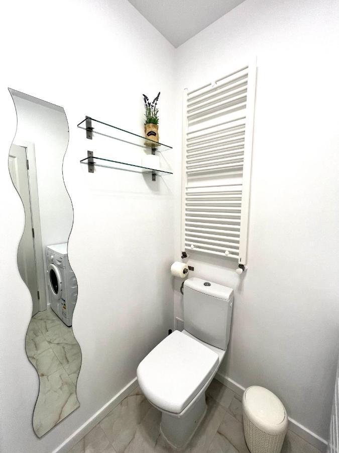 Hot Spot - Apartment - Sanador Victoriei Bükreş Dış mekan fotoğraf